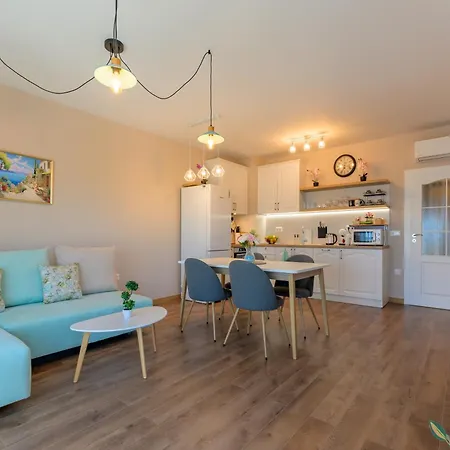 Minchony Apartament Warna