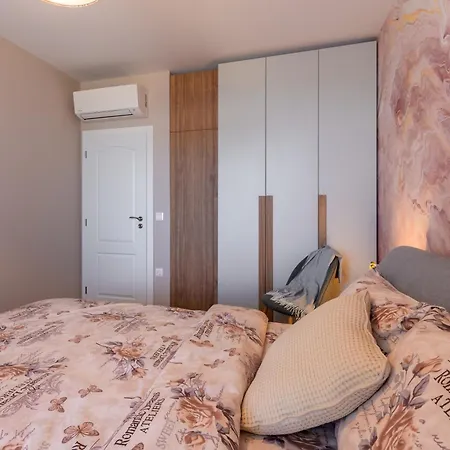 Minchony Apartament *